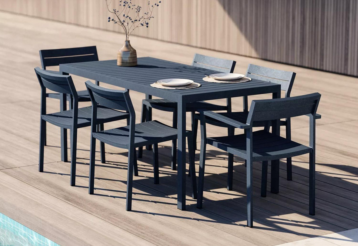 Eos Table, Matthew hilton, Case furniture