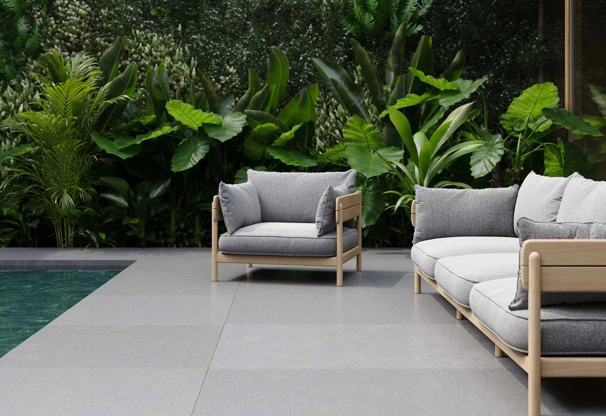 Tanso Sofa Armchair, David irwin, Case furniture