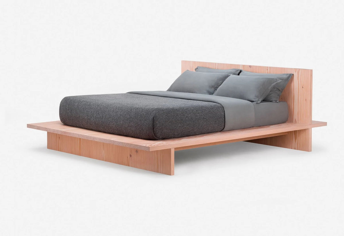 Bed One, De la espada