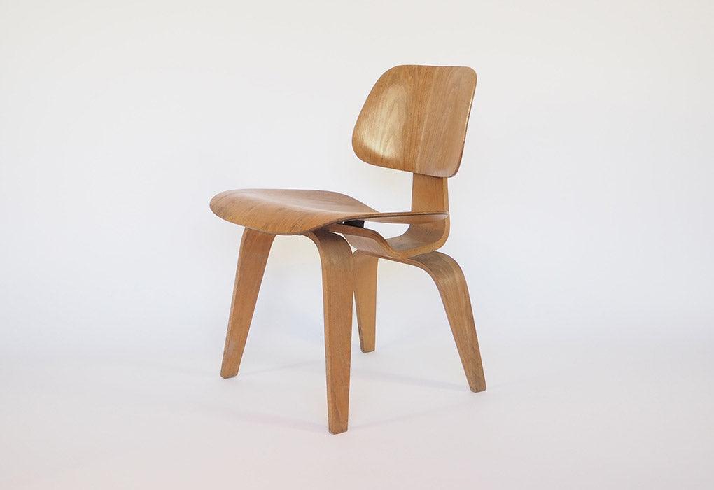 Eames DCW chair, 1945