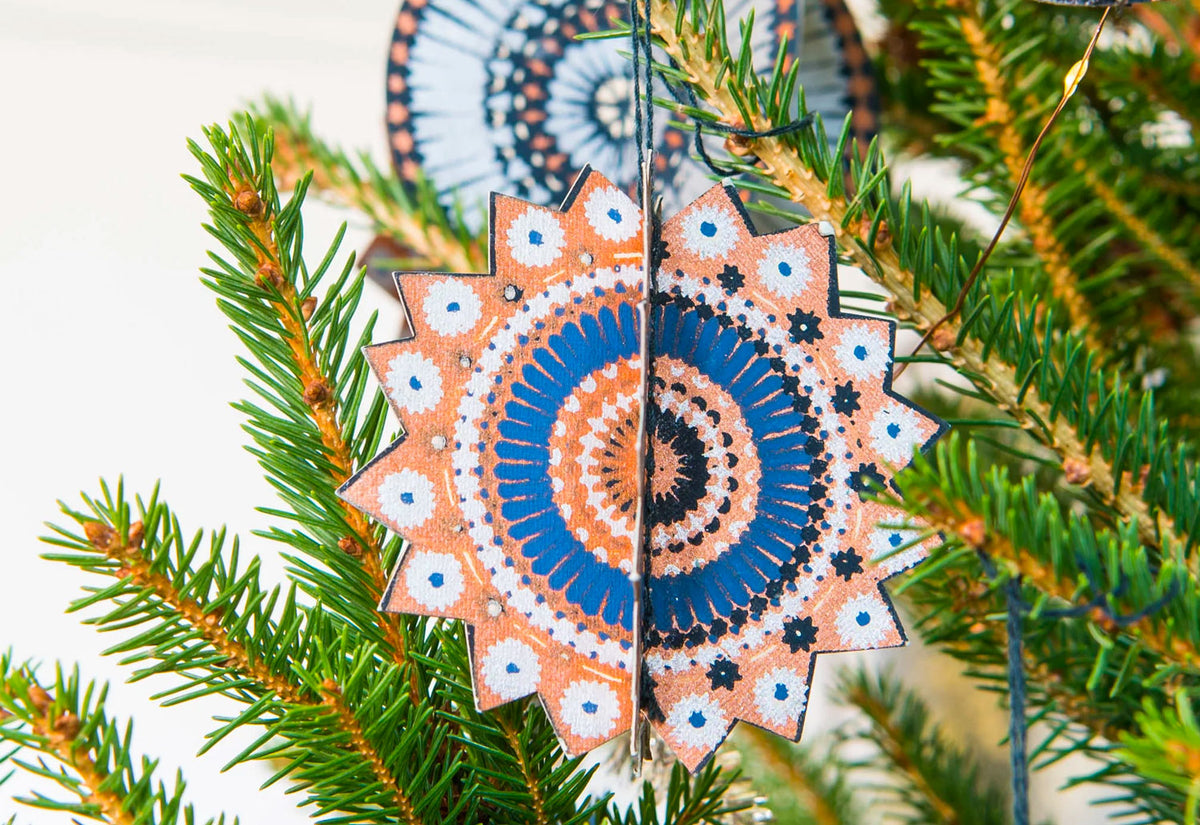 Stars Paper Ornaments, East end press