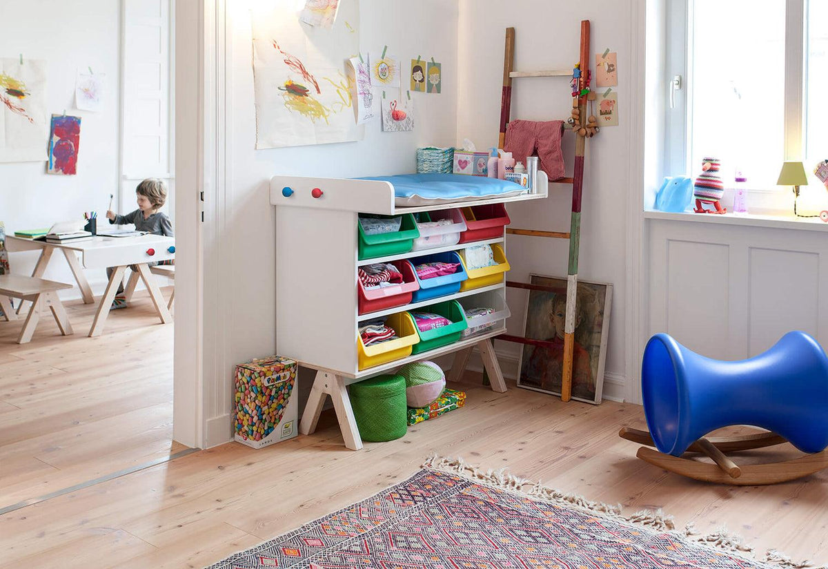 Famille Garage Storage Unit, Alexander seifried, Richard lampert