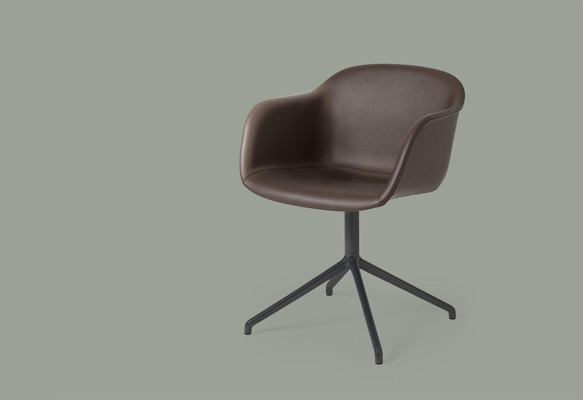 Fiber Armchair Swivel | Upholstered, Iskos-berlin, Muuto