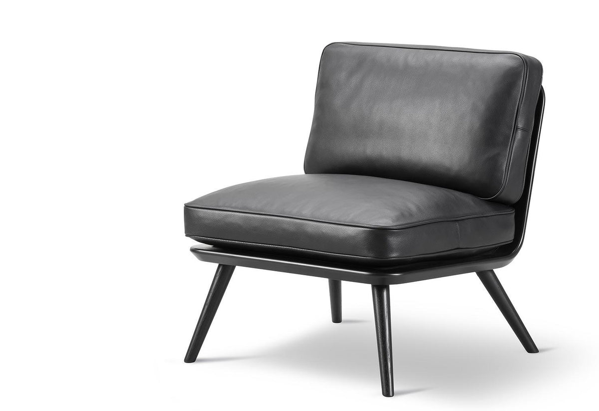 Spine Petit Lounge Chair, Space copenhagen, Fredericia