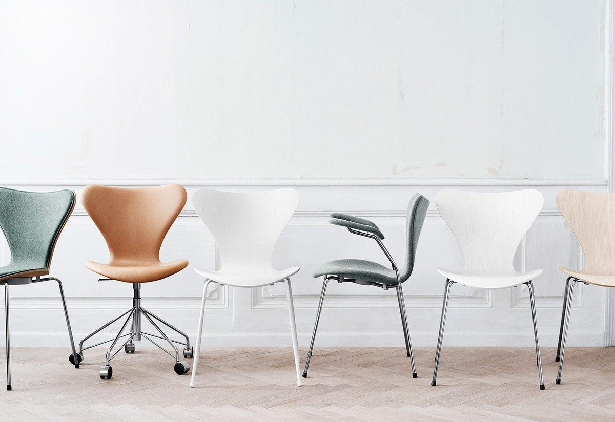 Series 7 Chair | Fully Upholstered, Arne jacobsen, Fritz hansen