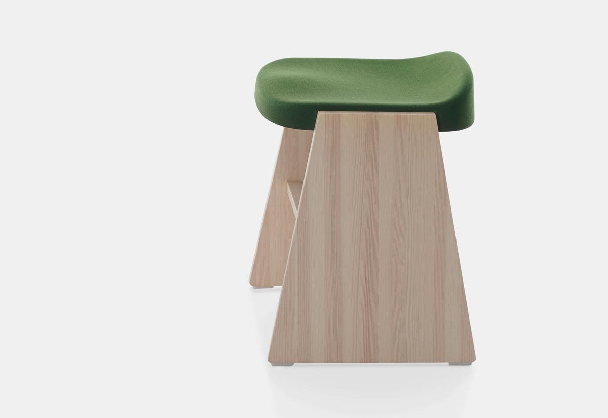 Fronda Soft Stool, Sam hecht and kim colin, Mattiazzi