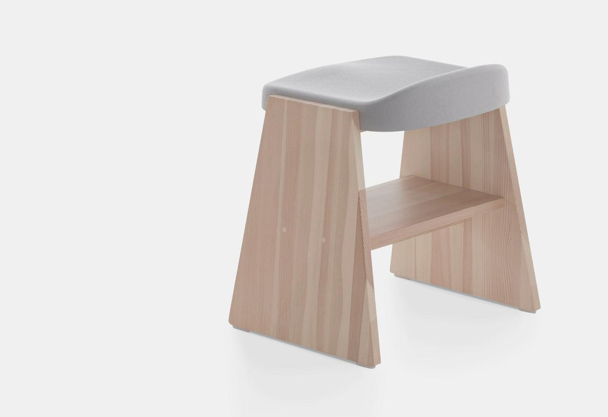 Fronda Soft Stool, Sam hecht and kim colin, Mattiazzi