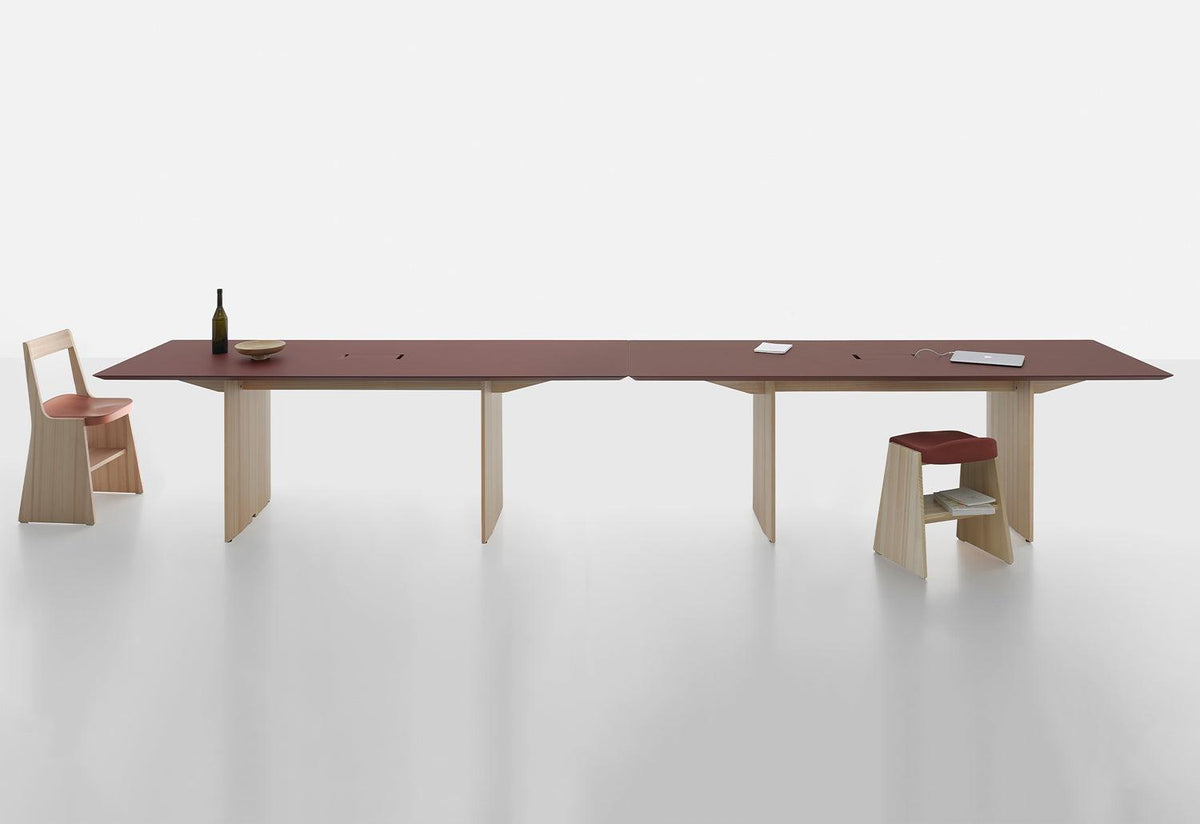 Fronda Table, Sam hecht and kim colin, Mattiazzi