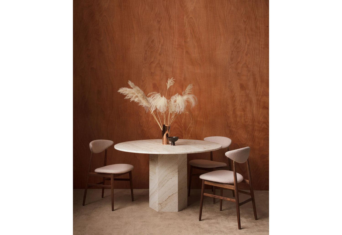 Epic dining table, Gamfratesi, Gubi