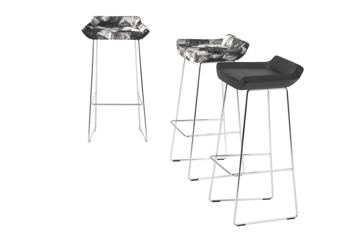 Happy Bar Stool, Roger persson, Swedese