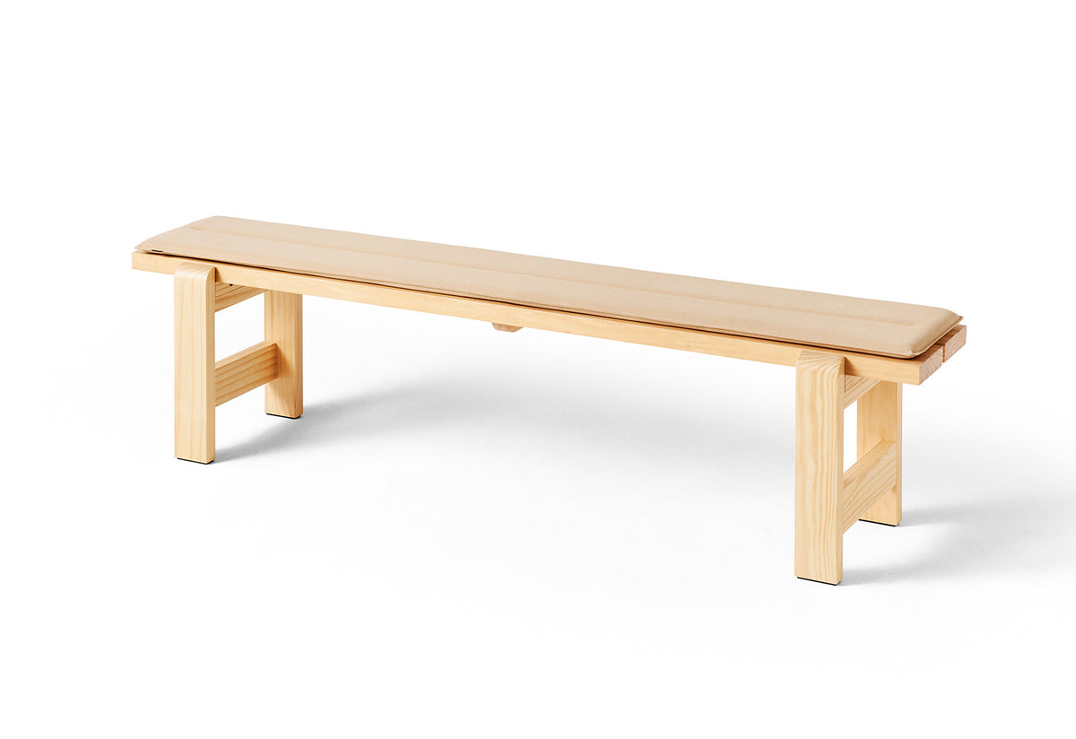 Weekday Bench, Hannes and fritz, Hay
