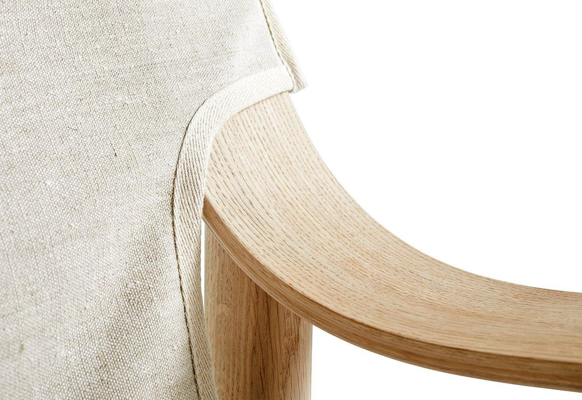 Bernard Chair, Shane schneck, Hay