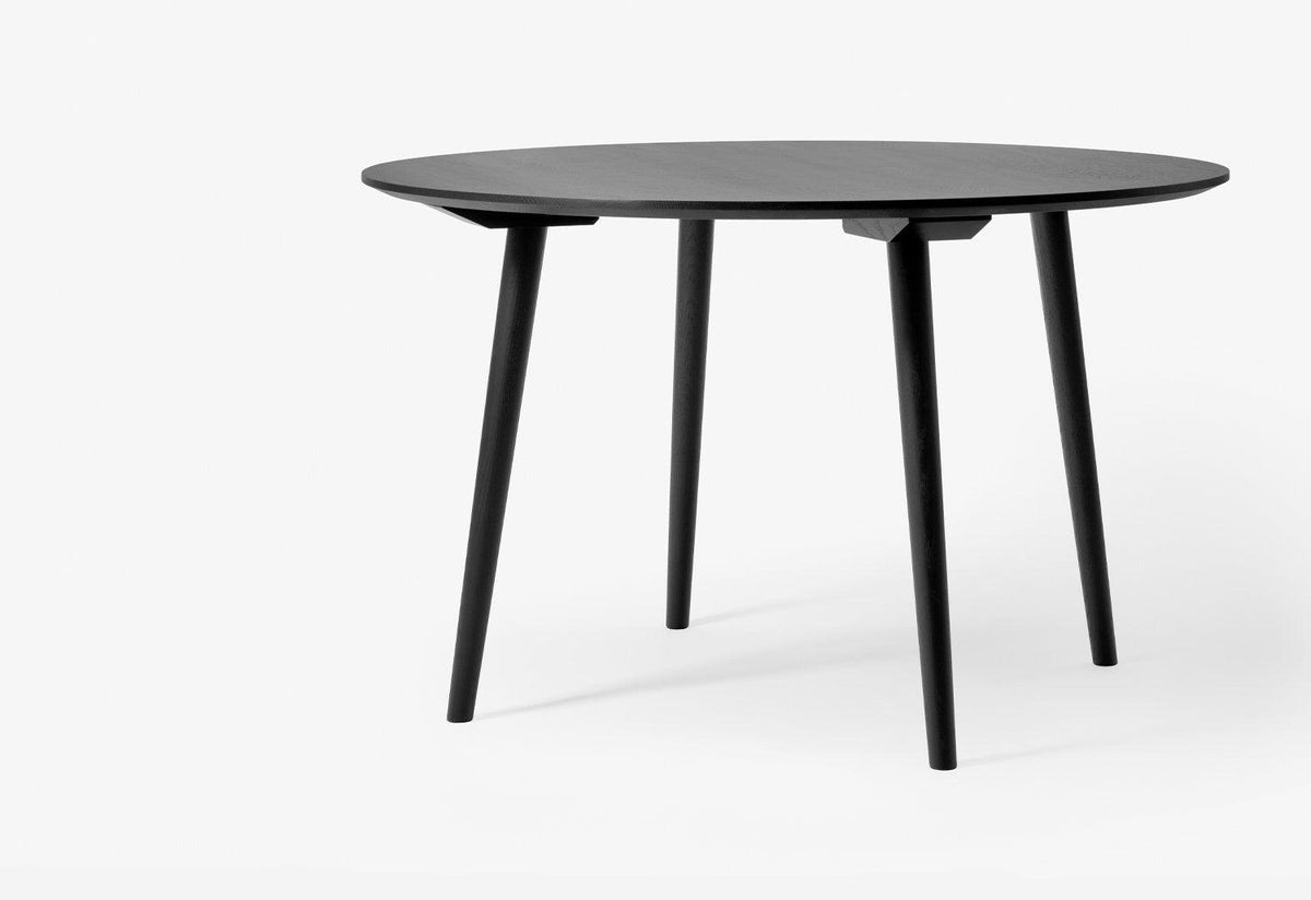 In Between Dining Table, Sami kallio, Andtradition