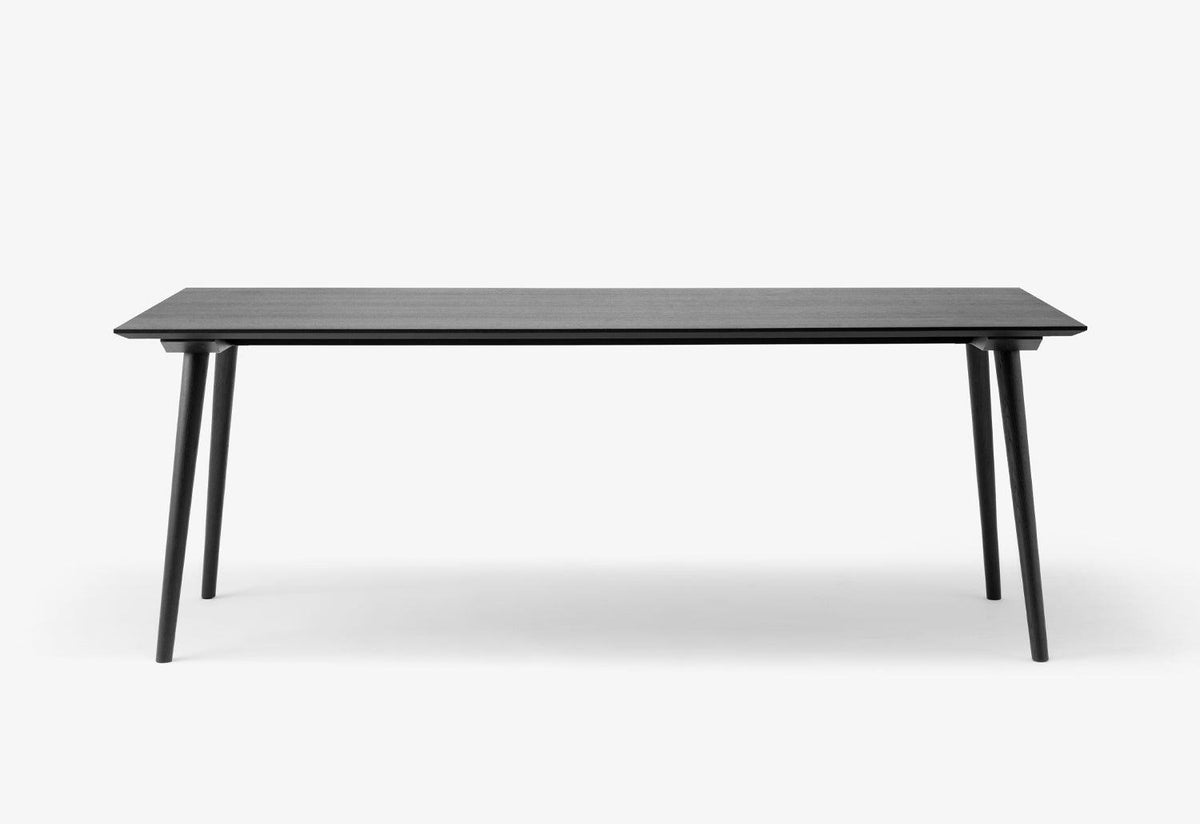 In Between Dining Table, Sami kallio, Andtradition