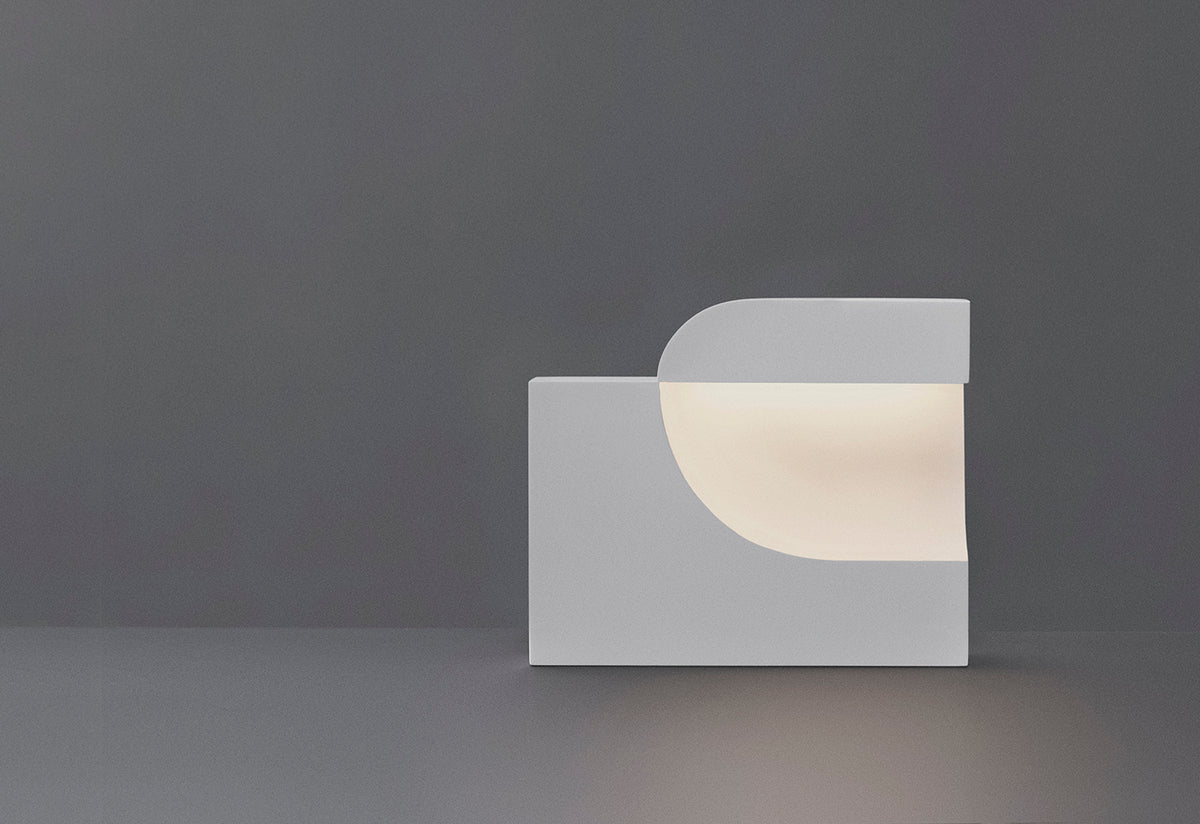 Moby 1 Table Lamp, Jonas trampedach, Karakter