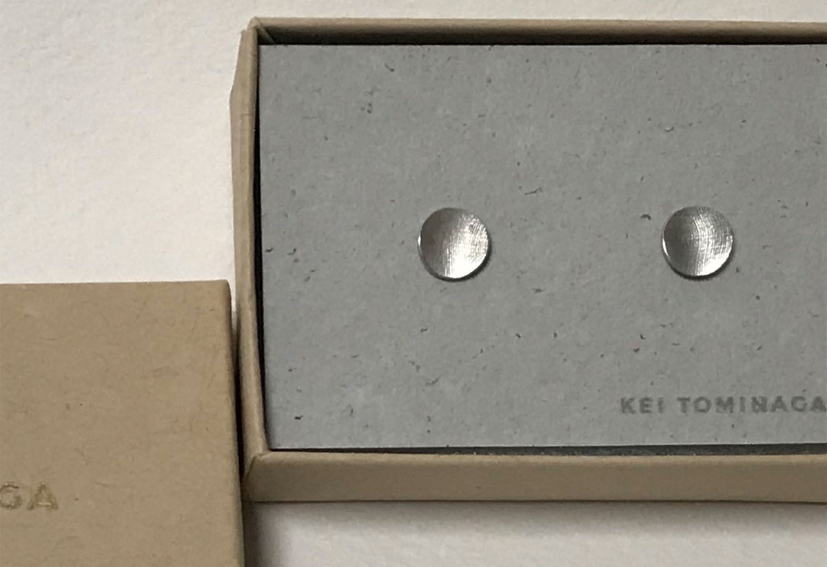 Point 4 Stud Earrings | Curved Circle, Kei tominaga