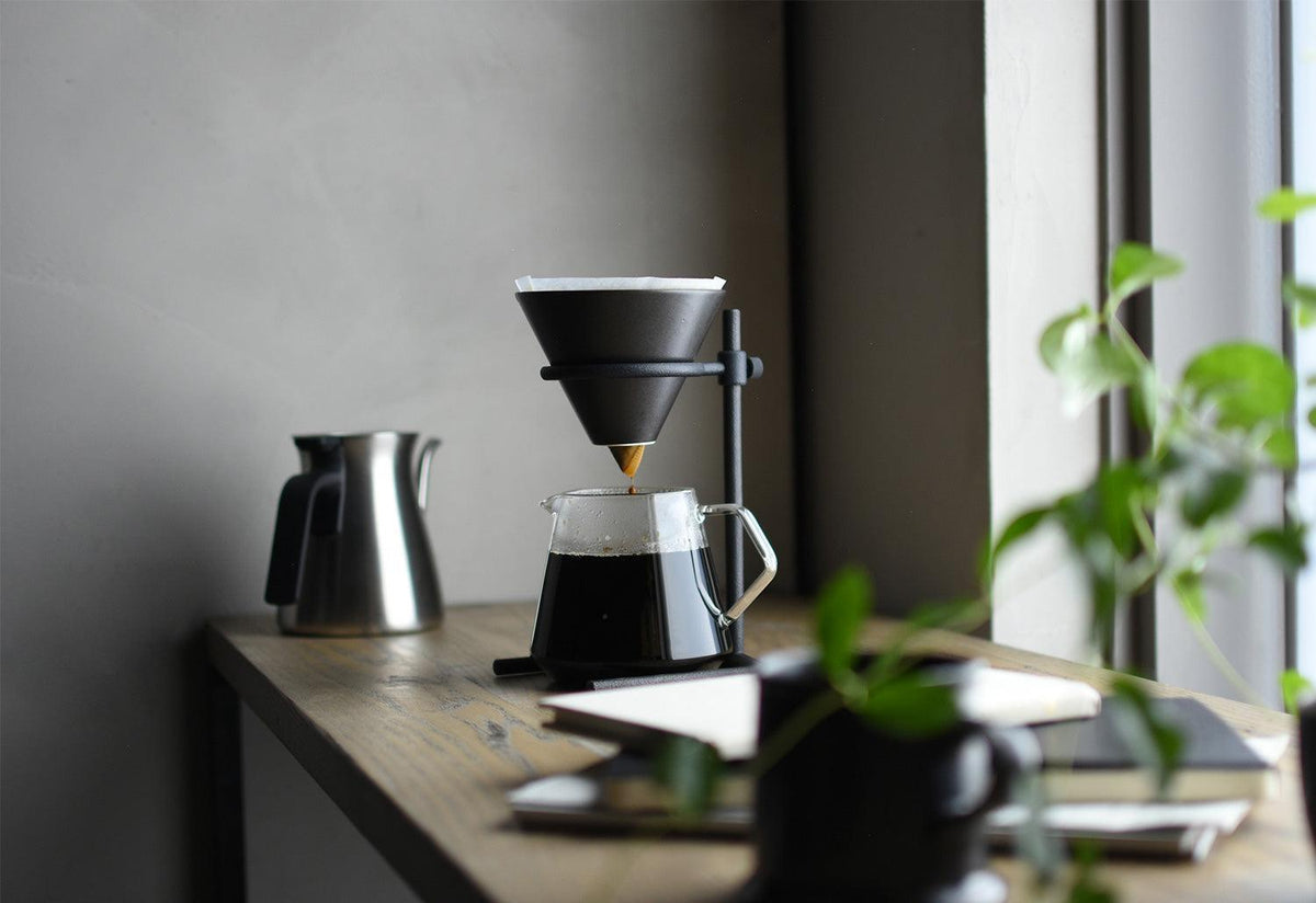 Slow Coffee Brewer Stand Set | Black, Kinto