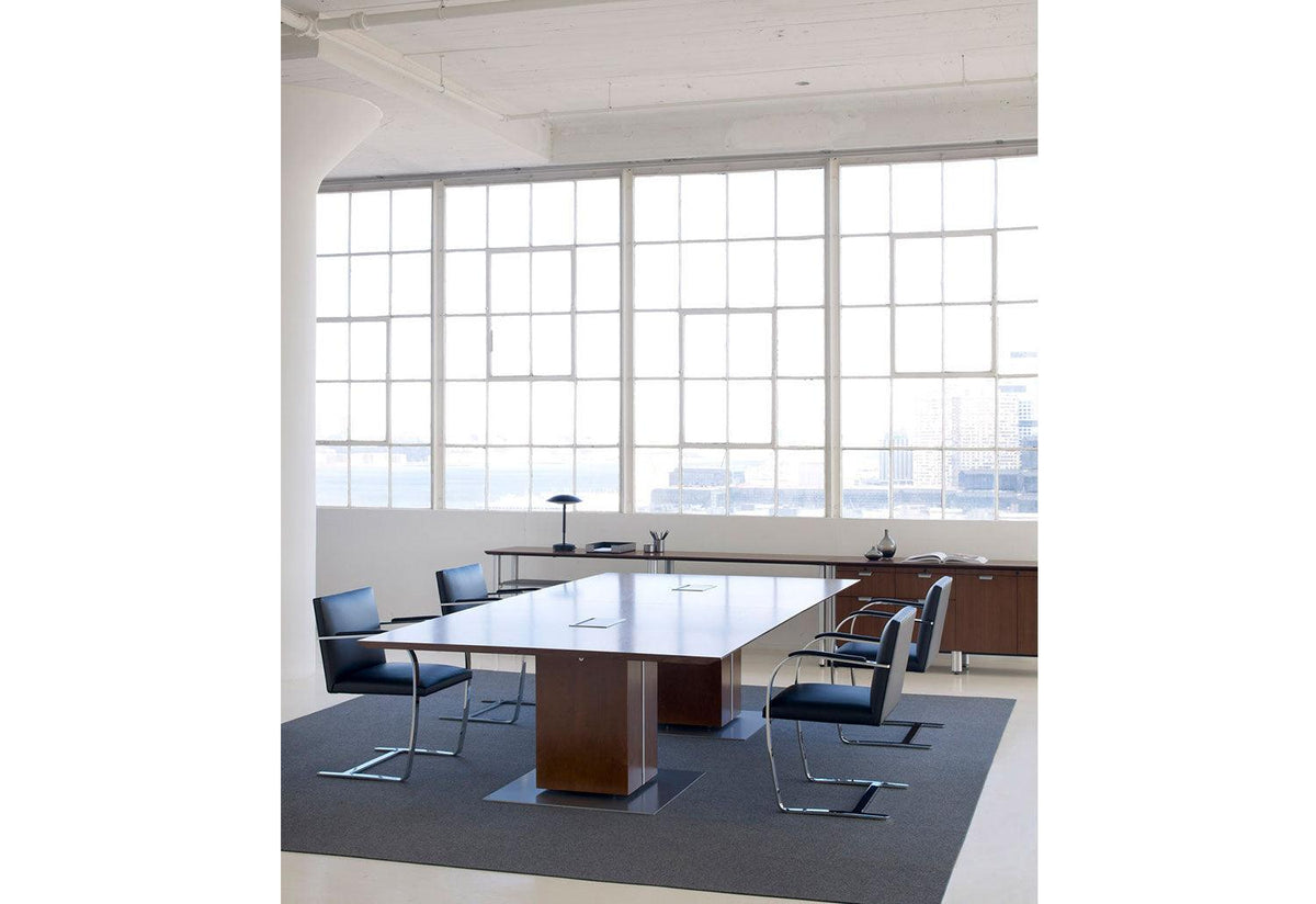 Brno Armchair | Flat Bar, Mies van der rohe, Knoll