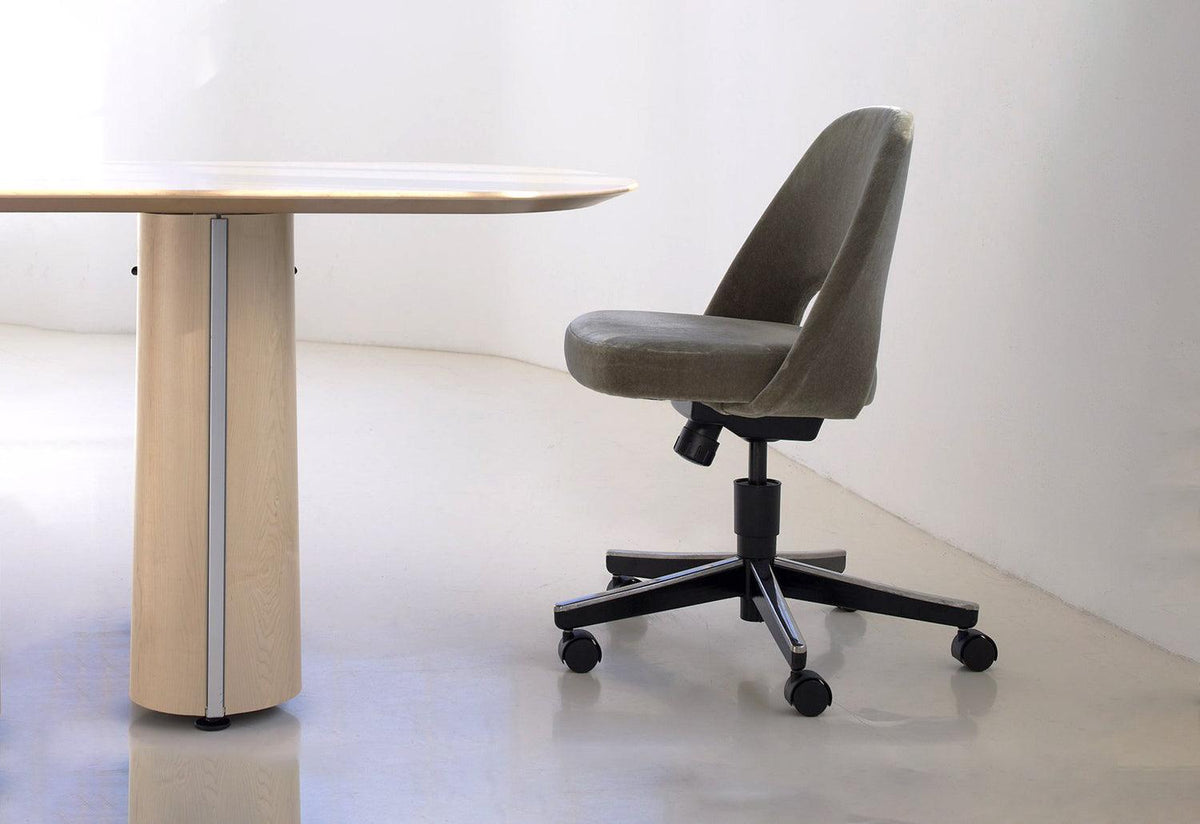 Conference Side Chair | Swivel Base, Eero saarinen, Knoll