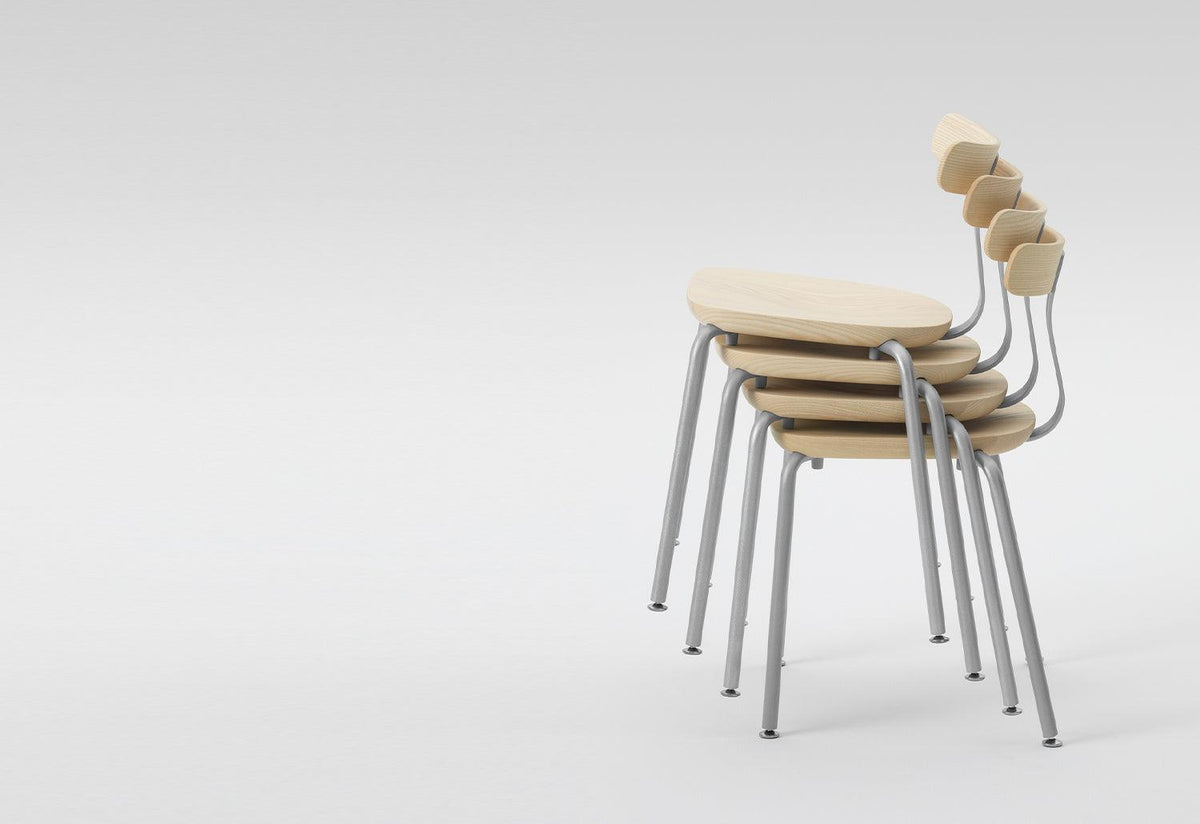 T1 stacking chair, 2021, Jasper morrison, Maruni