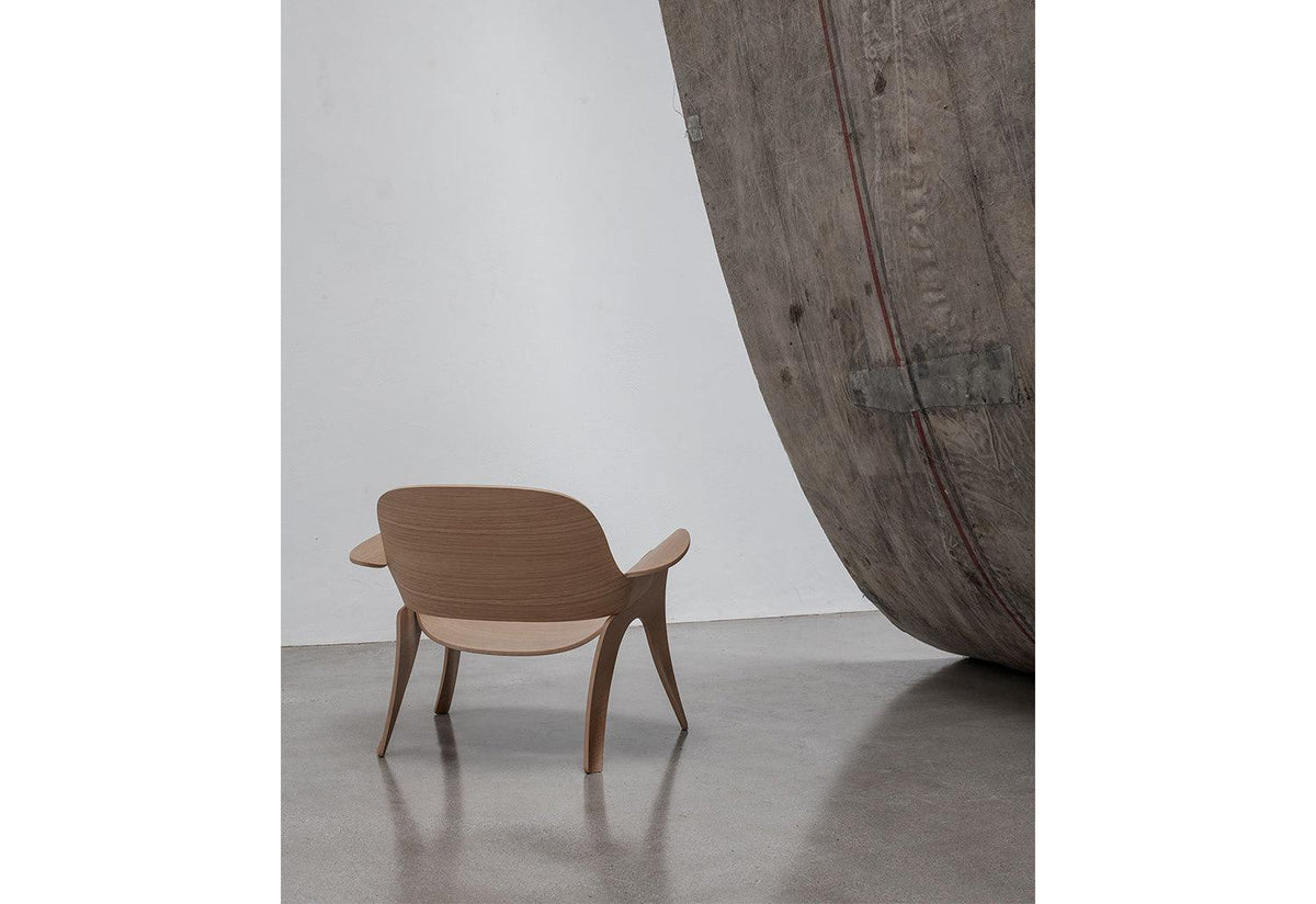 Rose chair, Chris martin, Massproductions