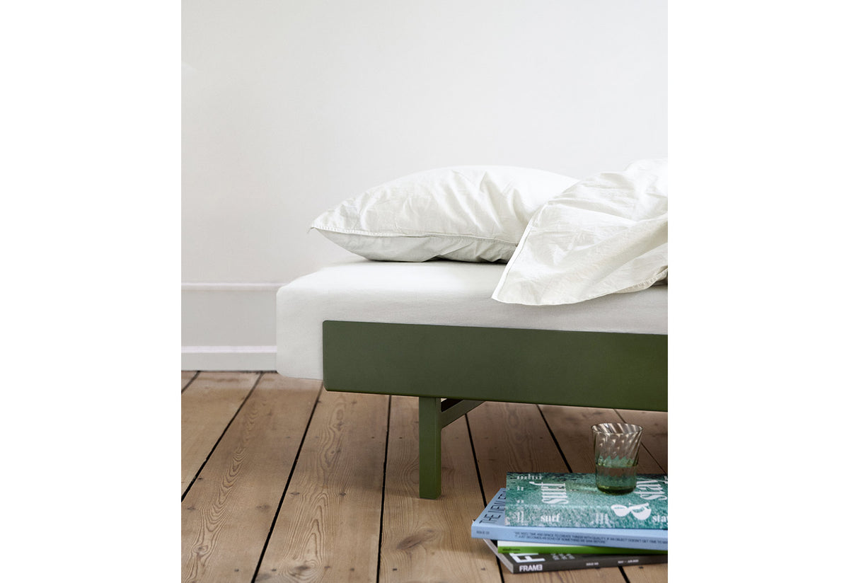 90 - 180cm Bed | Low, Moebe