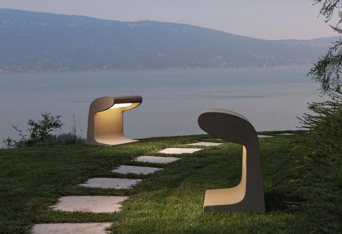 Borne Béton Grande, Le corbusier, Nemo lighting