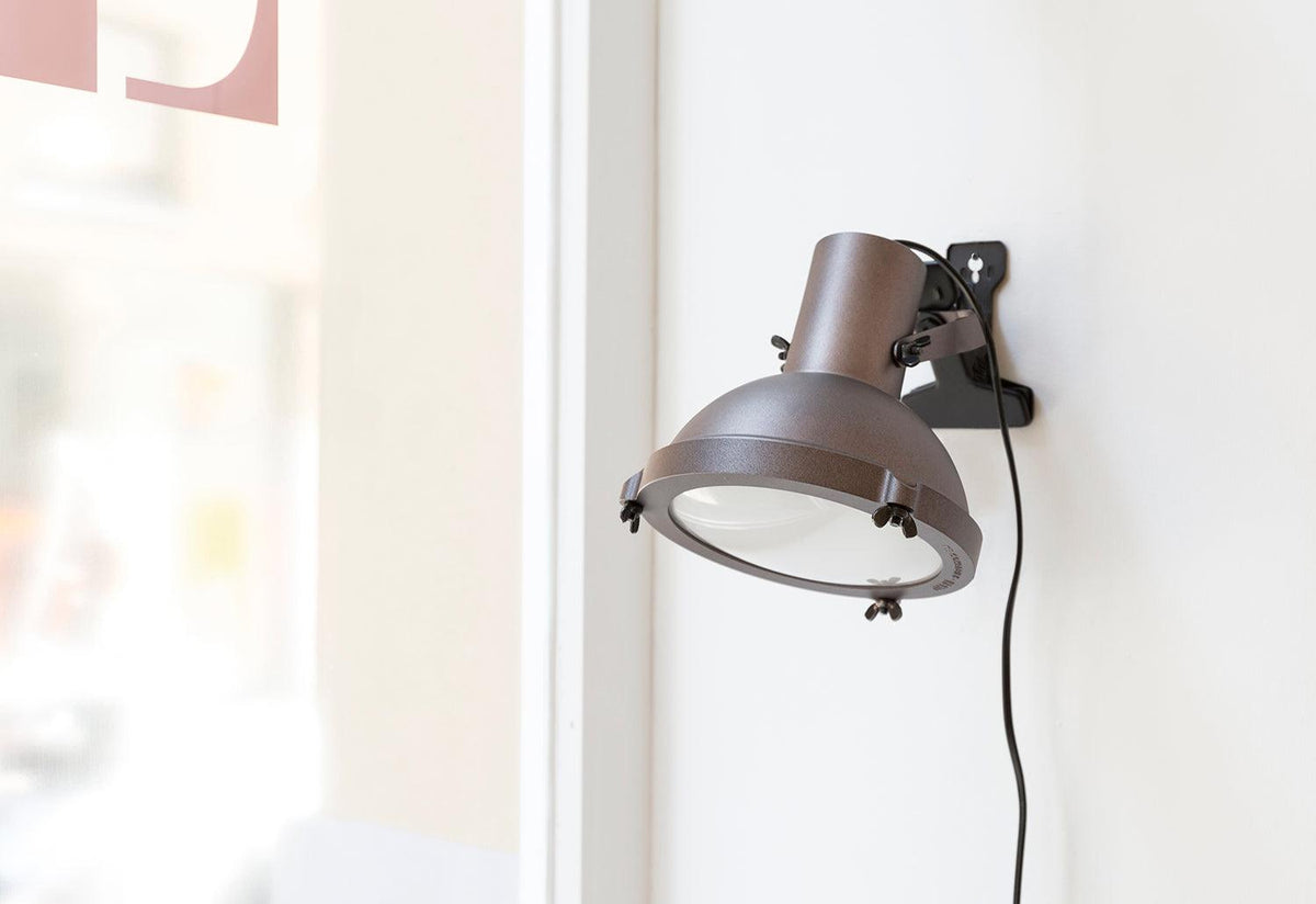 Projecteur 165 Pincer Clip Lamp, Le corbusier, Nemo lighting