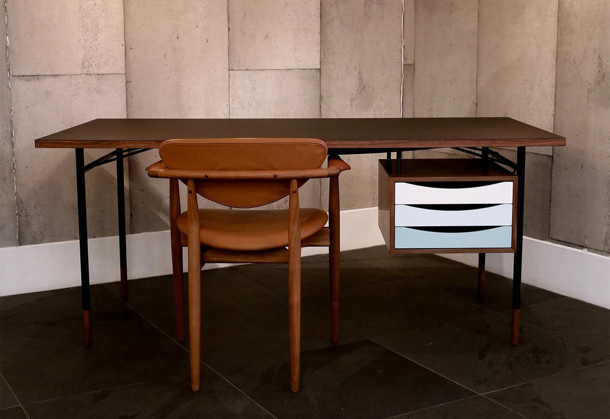 Nyhavn Desk | With Drawers, Finn juhl, House of finn juhl