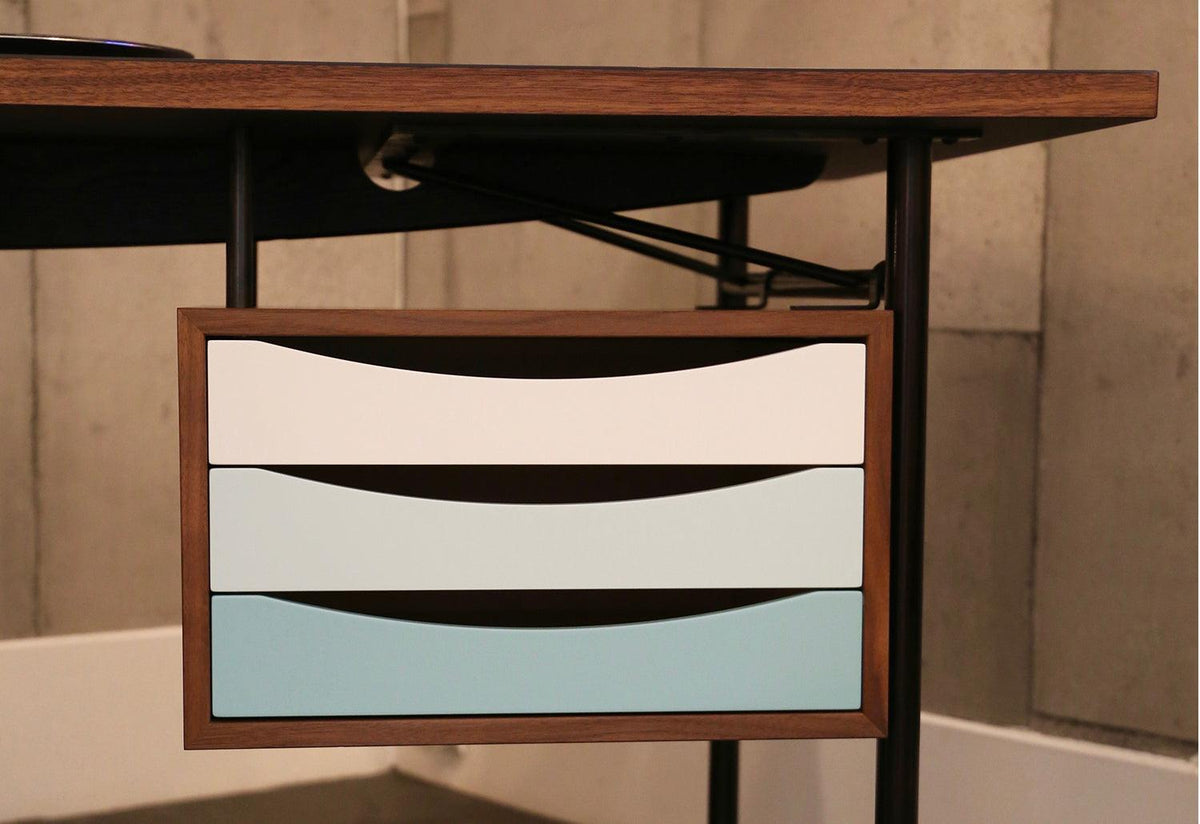 Nyhavn Desk | With Drawers, Finn juhl, House of finn juhl