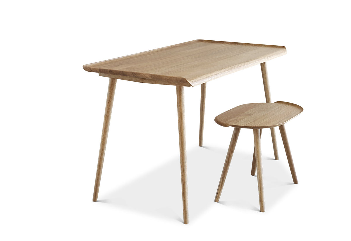 Åkande Stool with 4 Legs, Jonas lyndby jensen, Onecollection