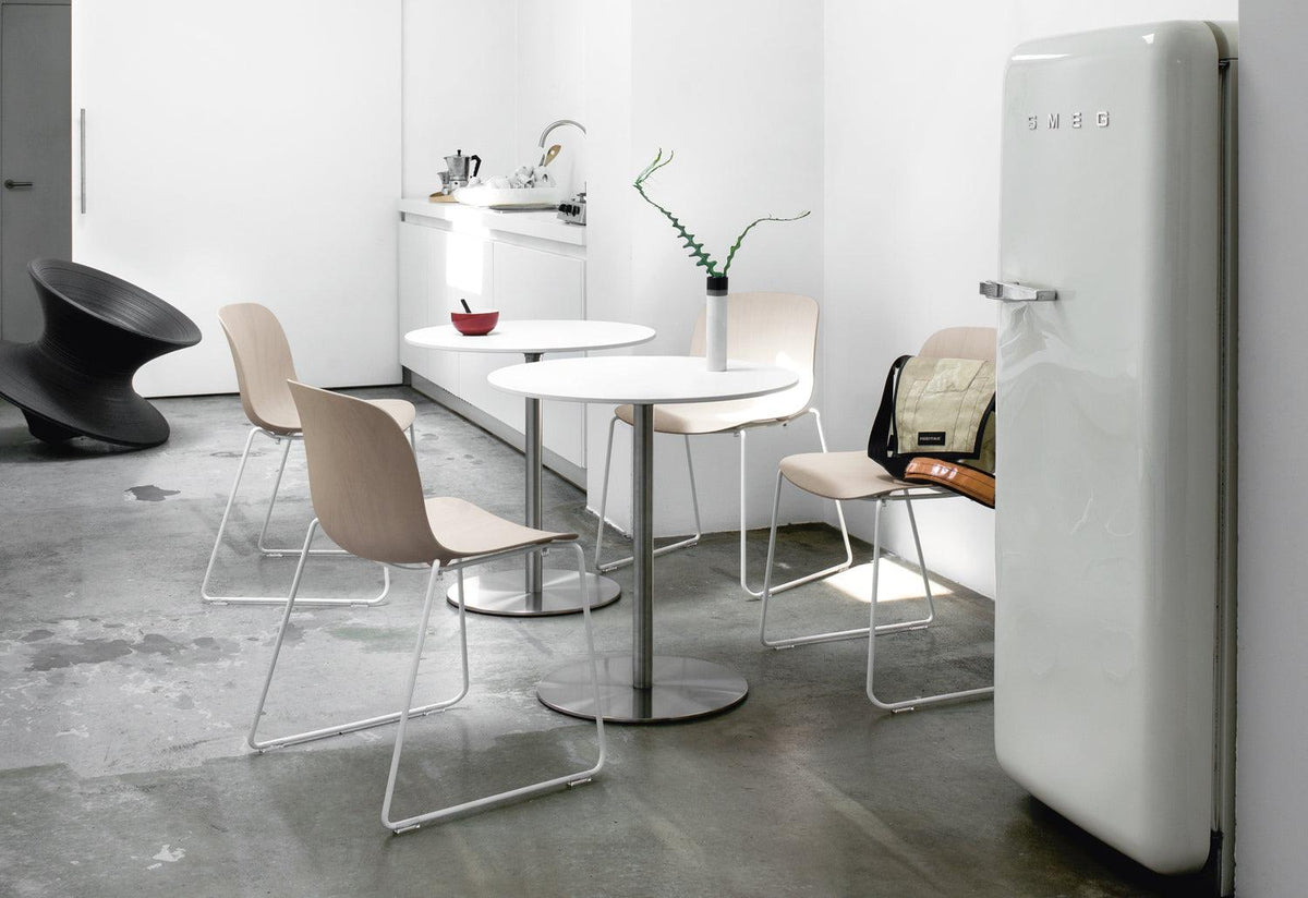 Passe-partout Column Table, Magis