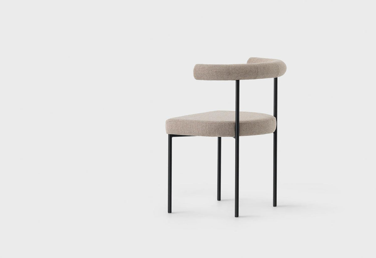 Kashmir Chair, Simon james, Resident