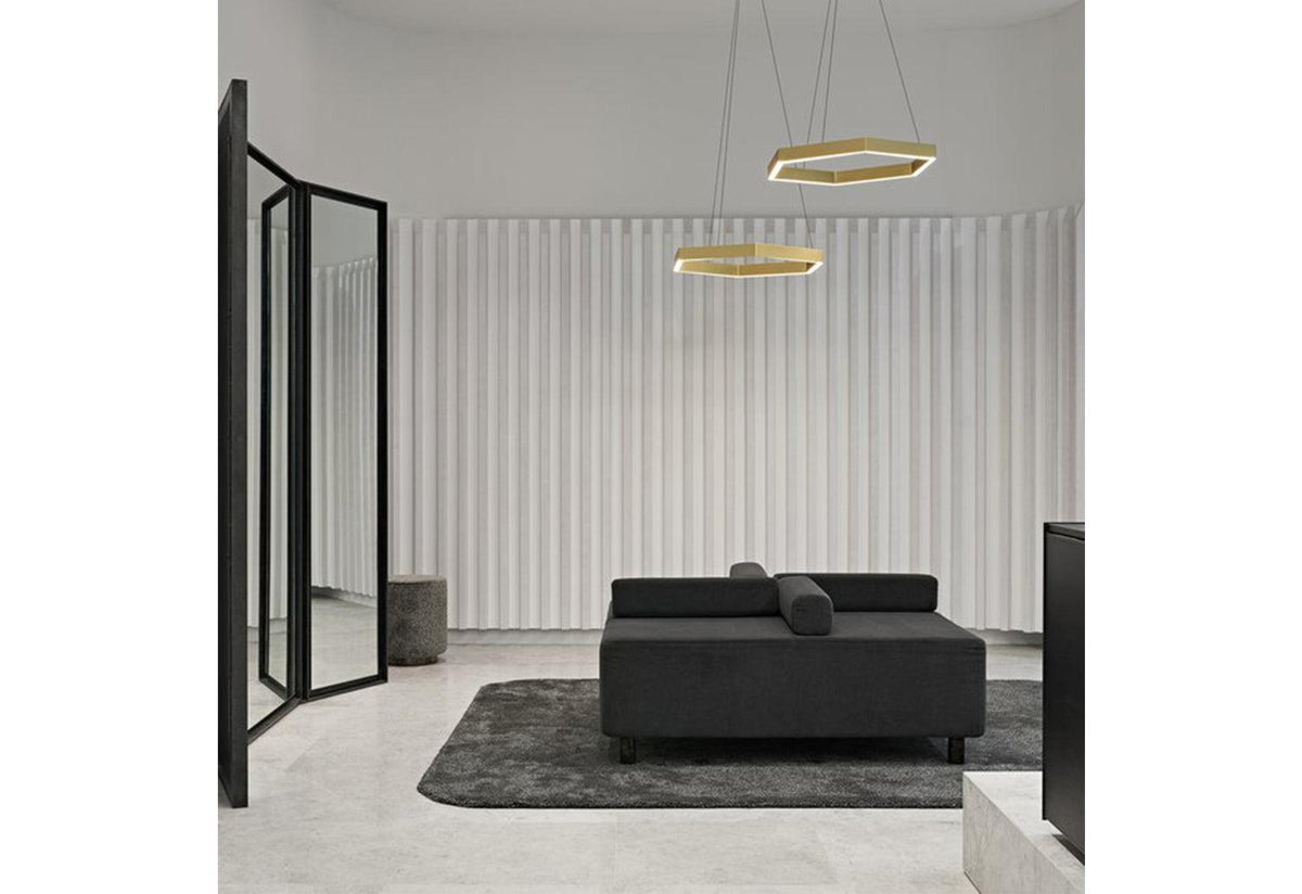 Hex 750 Pendant, Resident studio, Resident