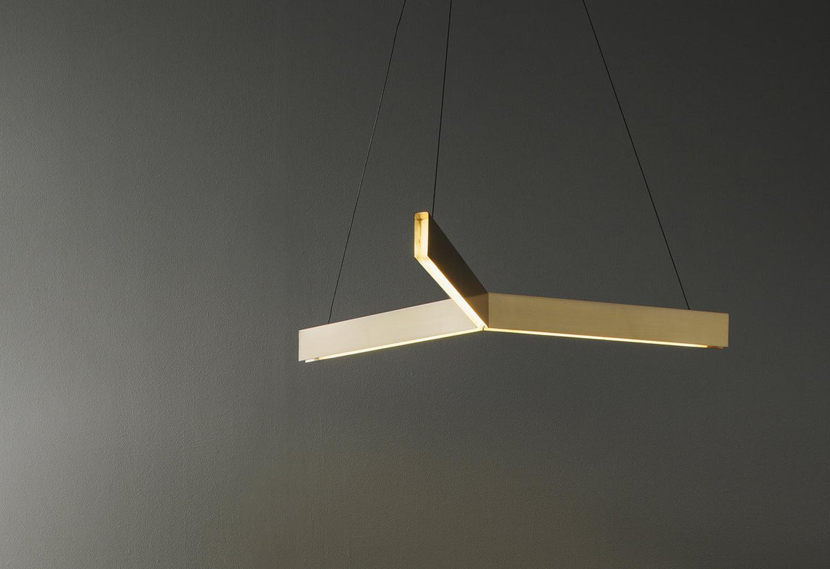 Tri Pendant, Resident studio, Resident
