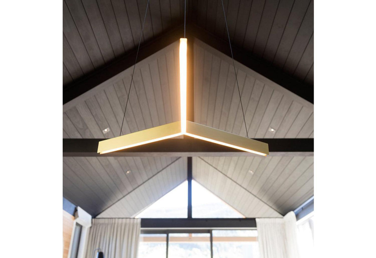 Tri Pendant, Resident studio, Resident