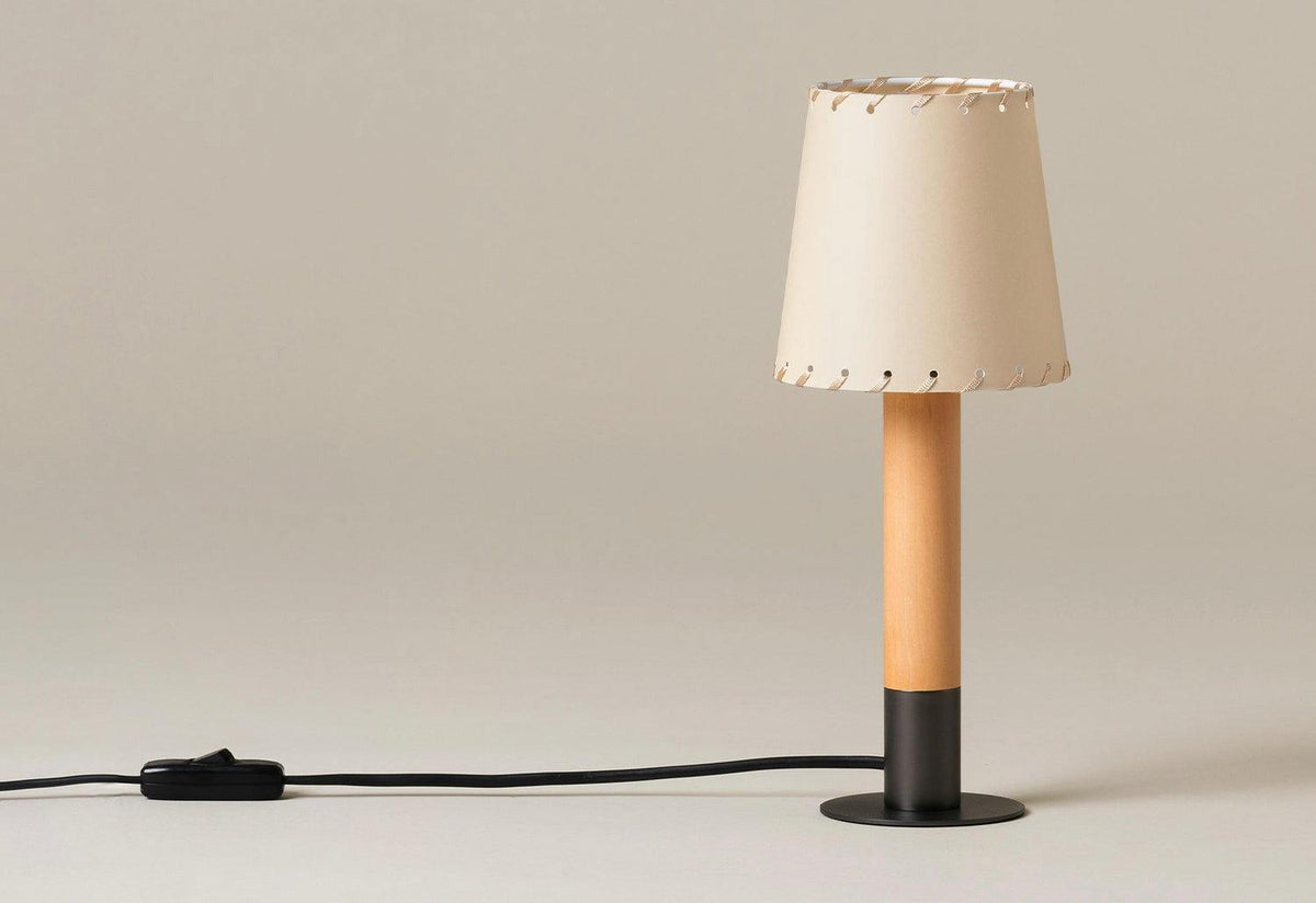 Básica Mínima Table Lamp, Santiago roqueta, Santa and cole