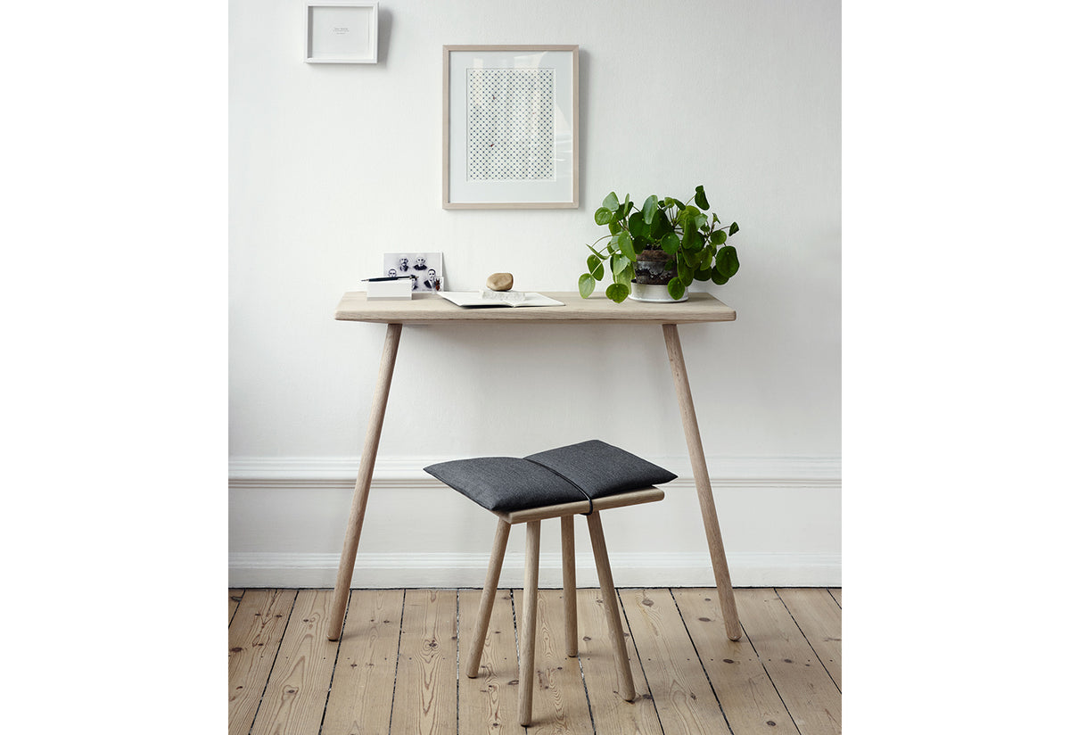 Georg Cushion, Christina halstrom, Fritz hansen