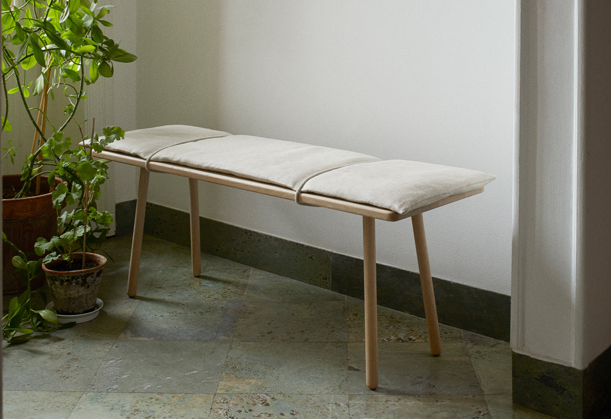 Georg Cushion, Christina halstrom, Fritz hansen