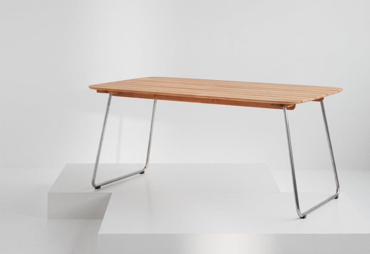 Lilium table, 2019, Bjarke ingels group, Skagerak