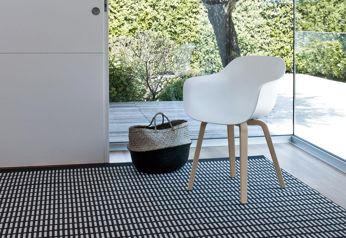 Substance Armchair, Naoto fukasawa, Magis