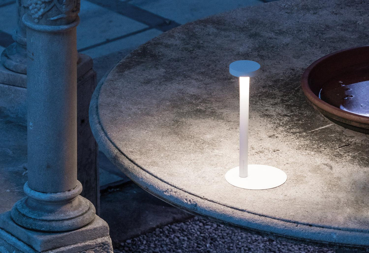 Tetatet rechargeable lamp, 2016, Davide groppi