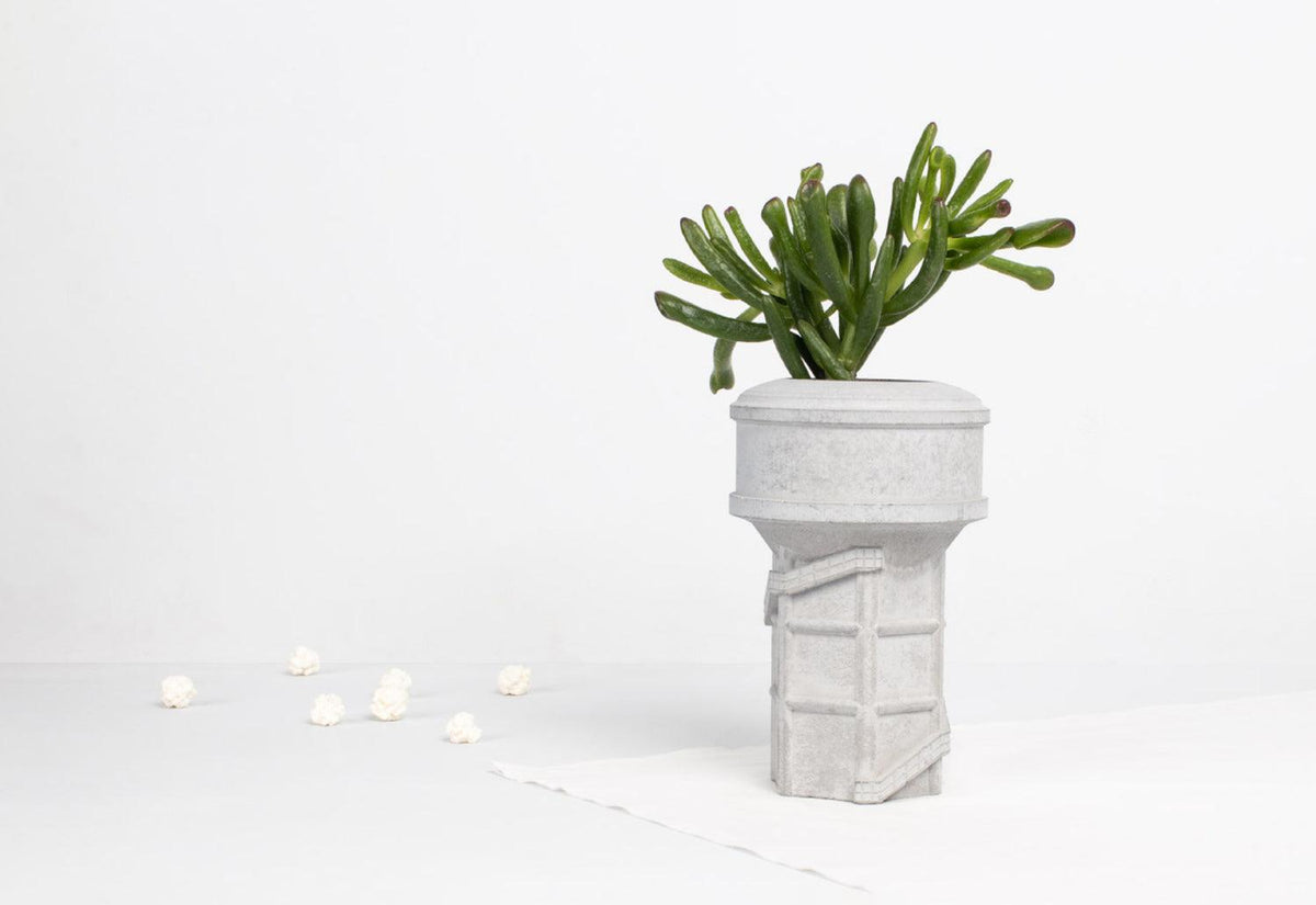 Siment Water Tower Vase, Tiipoi, Tiipoi