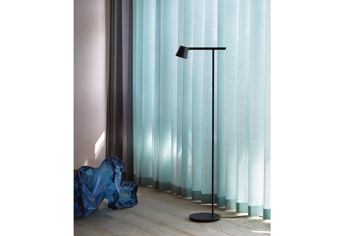 Tip Floor Lamp, Jens fager, Muuto