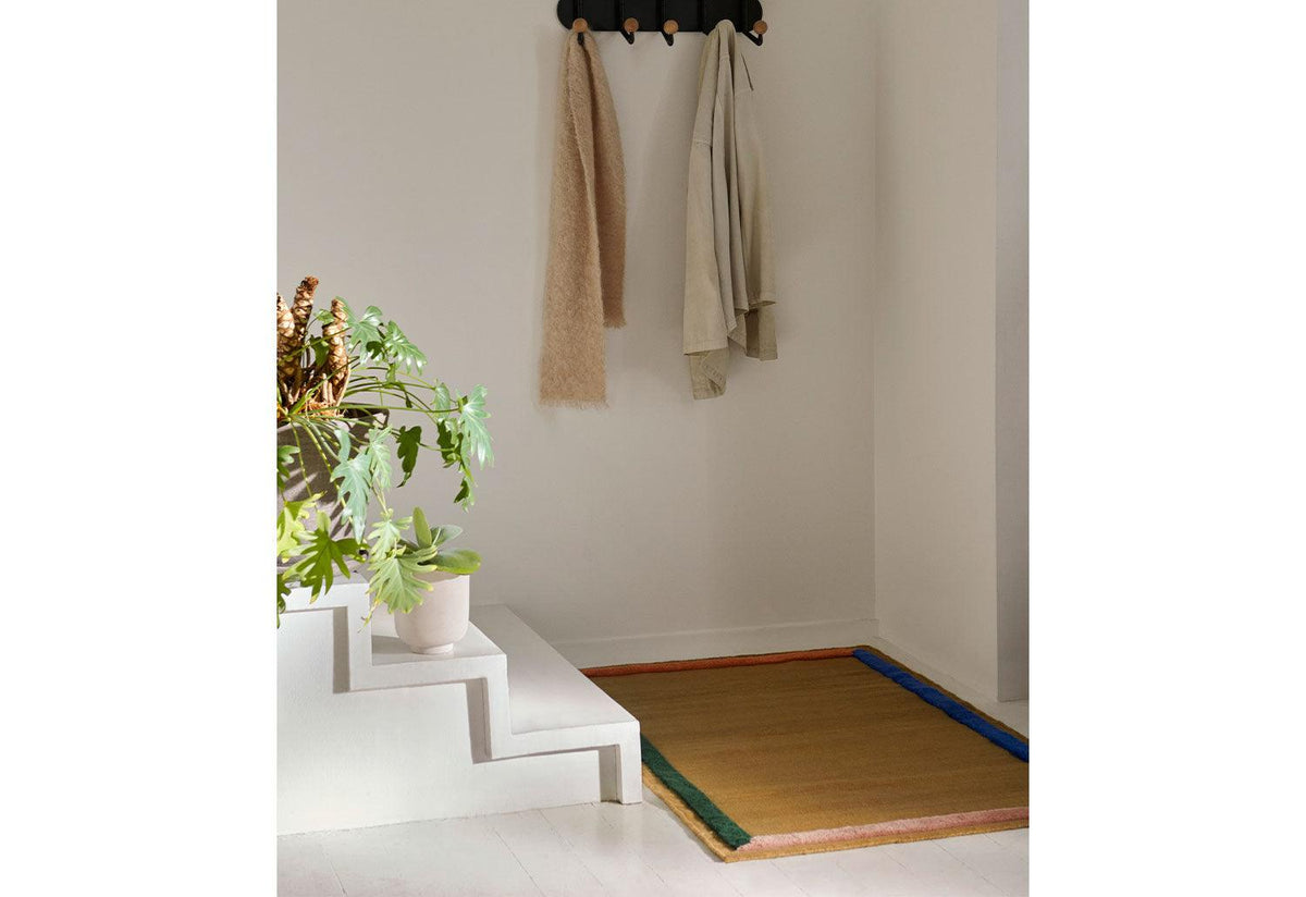 Framed Rug, Andtradition