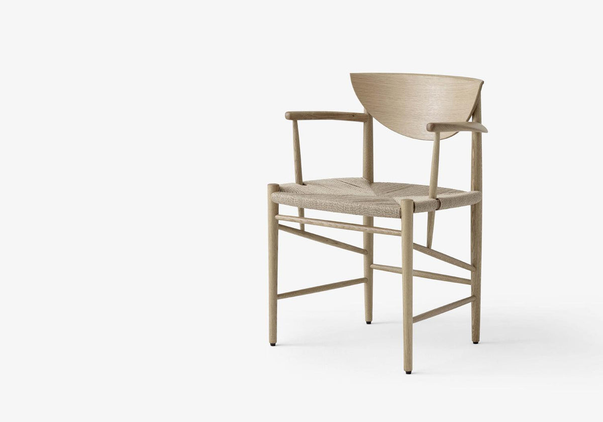 Drawn Armchair, Hvidt and molgaard, Andtradition