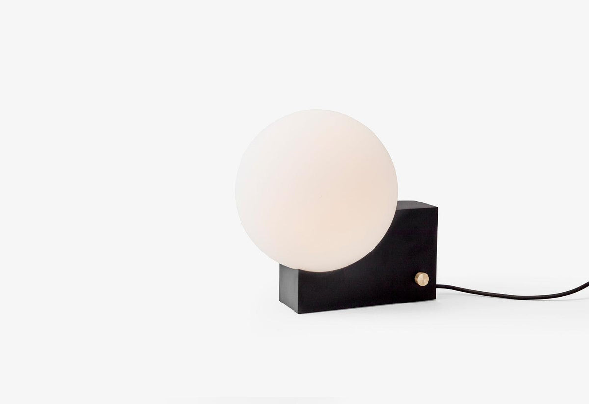 Journey table and wall lamp, SHY1, Signe hytte, Andtradition