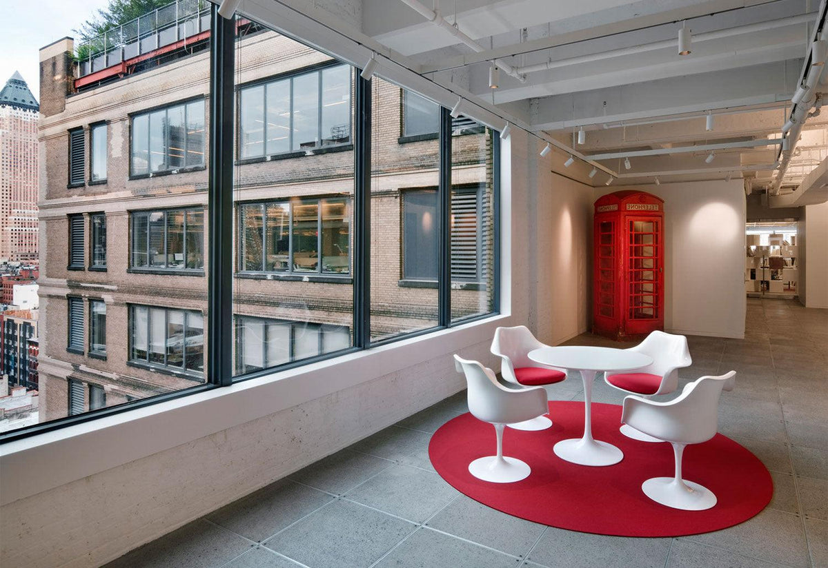 Tulip Armchair | Upholstered Seat, Eero saarinen, Knoll