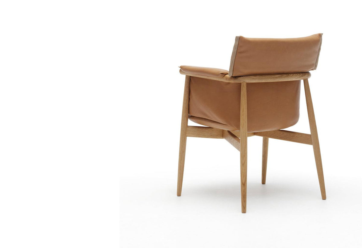 Embrace Armchair, Eoos, Carl hansen and son