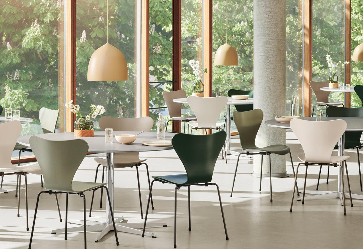 Series 7 Coloured, Arne jacobsen, Fritz hansen